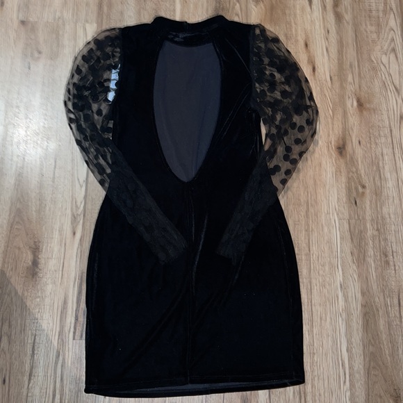 NEW! HP 🥳🥳🥳Zara Velvet Look Long Sleeve Dress with Polka Dot Detail - Picture 11 of 11